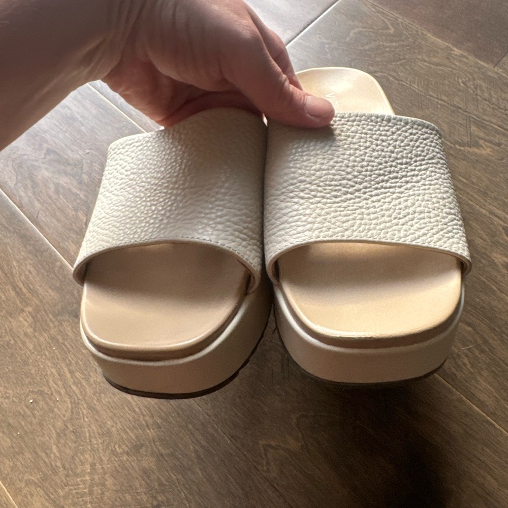 Tristan Cream Platform Slide Sandal - Picture 2 of 7